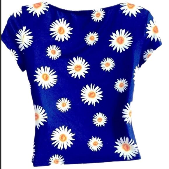 Shein blue daisy cropped  top, S - Picture 3 of 6